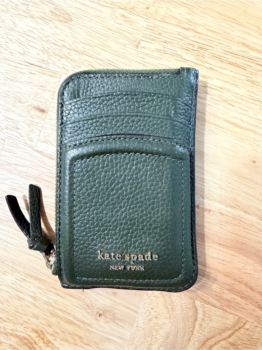Kate Spade New York green leather wallet with pebbled texture in great condition